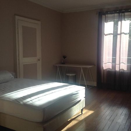Appartement En Centre Ville Nevers Exterior foto